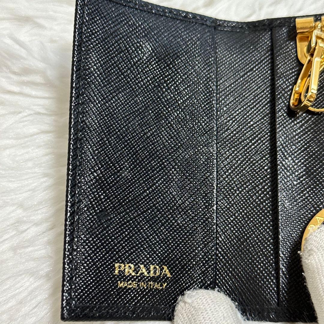 megane 未使用級✨PRADA キーケース 4連 サフィアーノ レザー