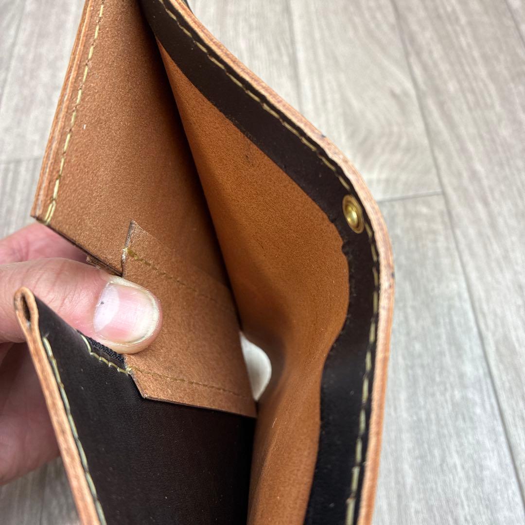 【茶芯ブラック】ミドルトラッカーウォレット　真鍮　お札を折らずに収納