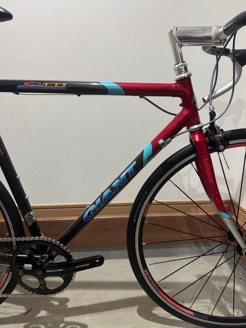 ジャイアント　フルカーボンロードバイク