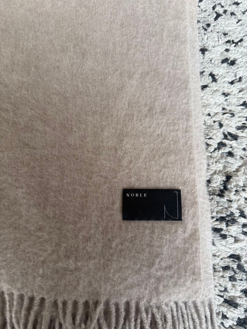 ノーブル　ORIGINALカシミヤストール　マフラー　　ベージュ　大判