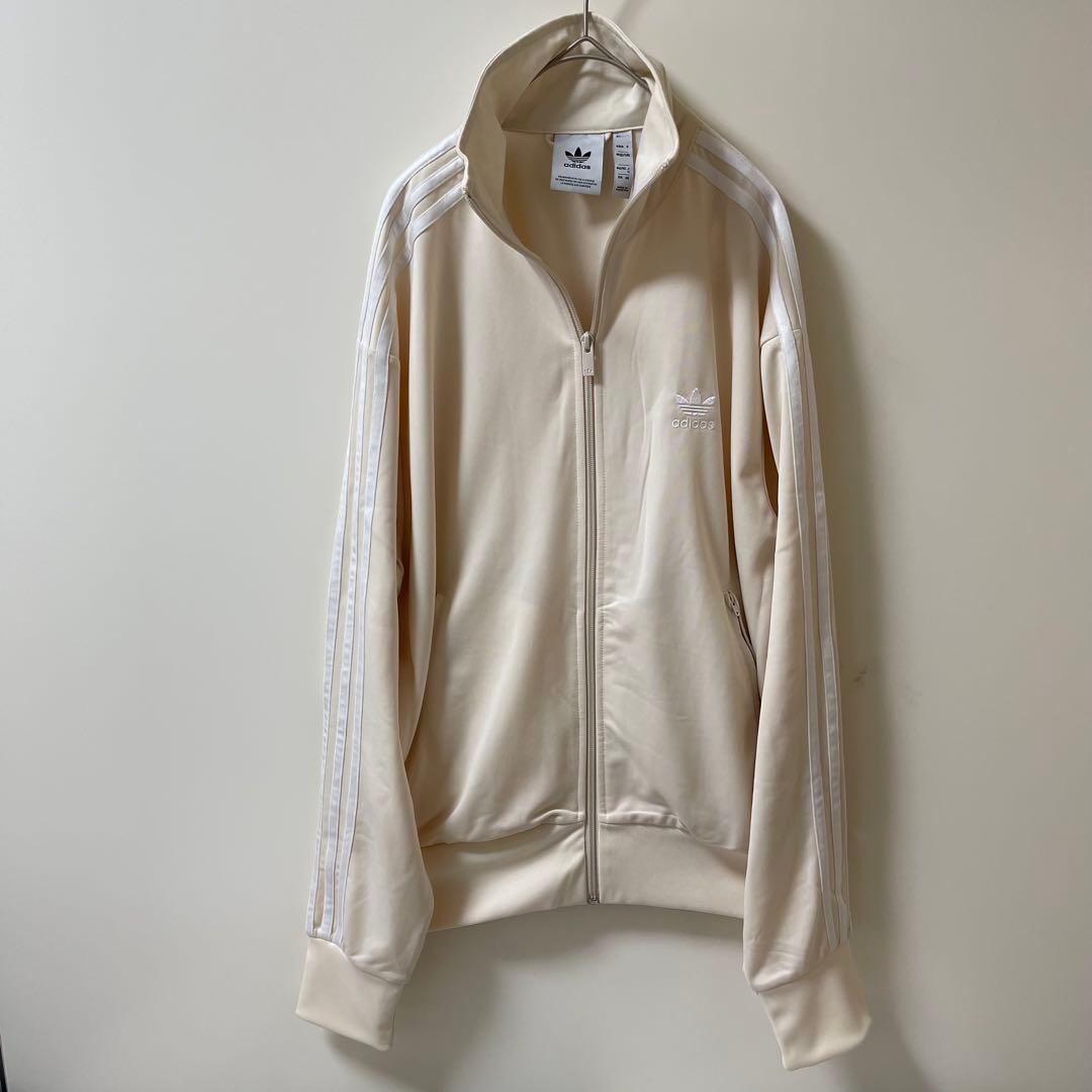 M新品同様】アディダス刺繍トラックジャケット古着ジャージトップ　クリームベージュ