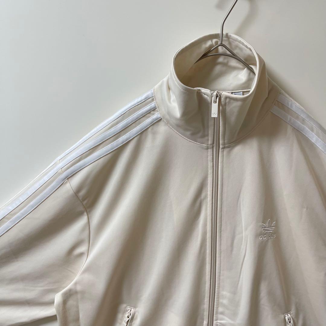 M新品同様】アディダス刺繍トラックジャケット古着ジャージトップ　クリームベージュ