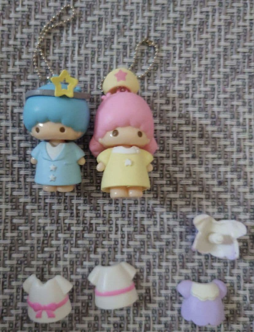 キキララ 着せ替え キーホルダー