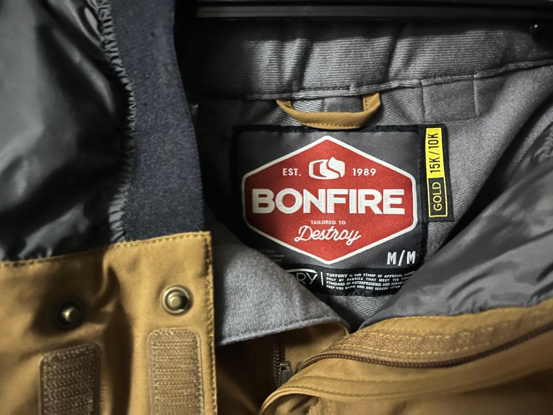 BONFIRE Gold スノーボードウェア Mサイズ