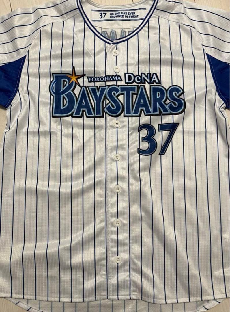 横浜DeNAベイスターズ　楠本泰史 サイン入り旧ホームレプリカユニフォーム L
