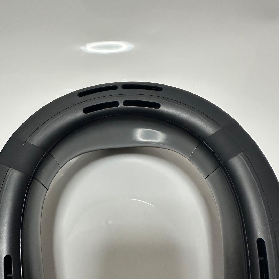 美品　TORRAS 冷暖兼用ネッククーラー COOLIFYCyber FG6A