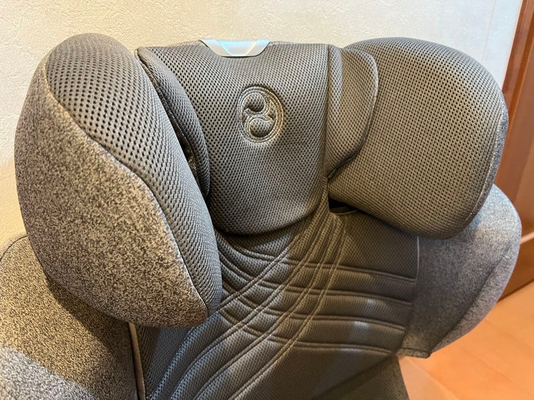 【新品時38,500円】CYBEX チャイルドシート ソリューション T グレー