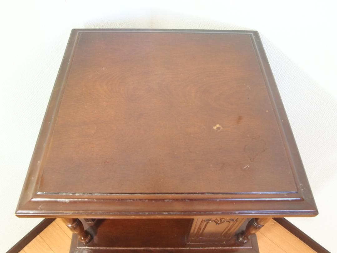 【良品】徳田家具 TOKUDA アンティーク調 キャスター付ブックスタンド/本棚