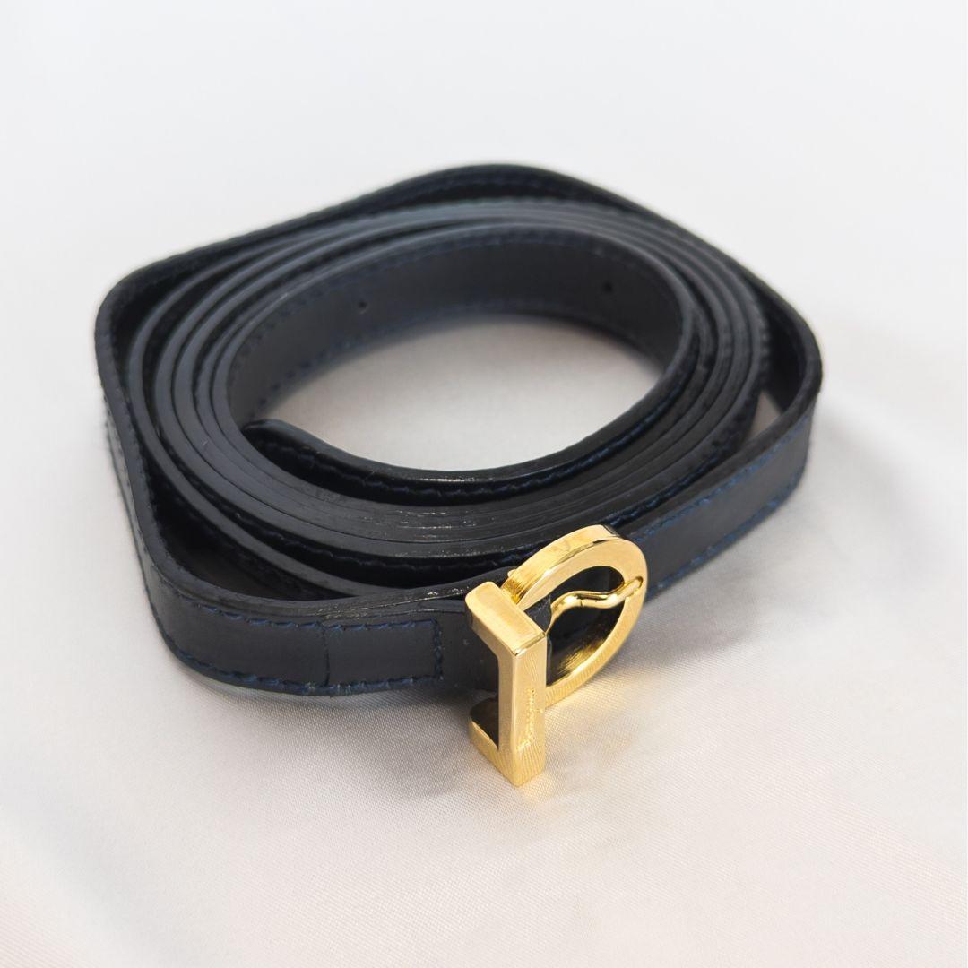 【美品】 Ferragamo ヴァラリボン ハンドバッグ 2Way パーティー