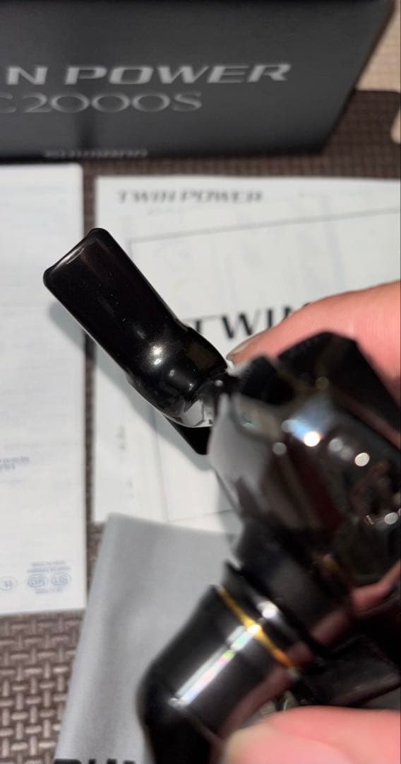 SHIMANO TWIN POWER C2000S スピニングリール