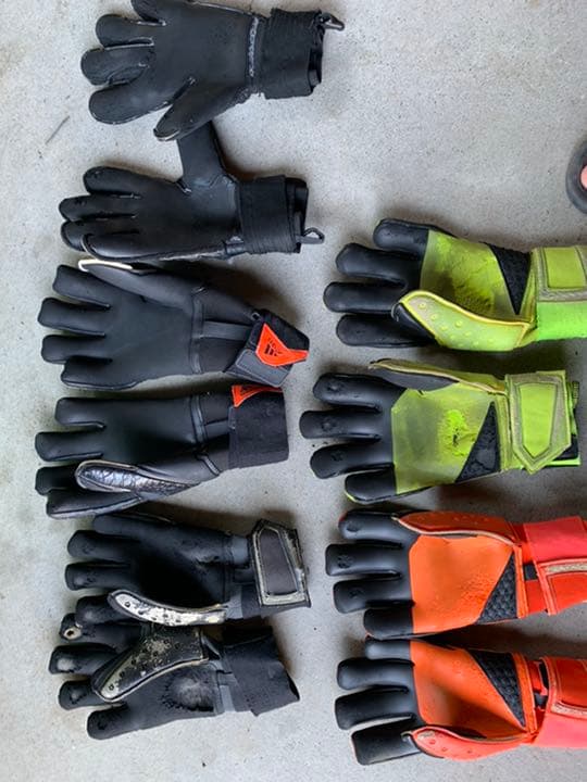 キーパーグローブまとめ売り