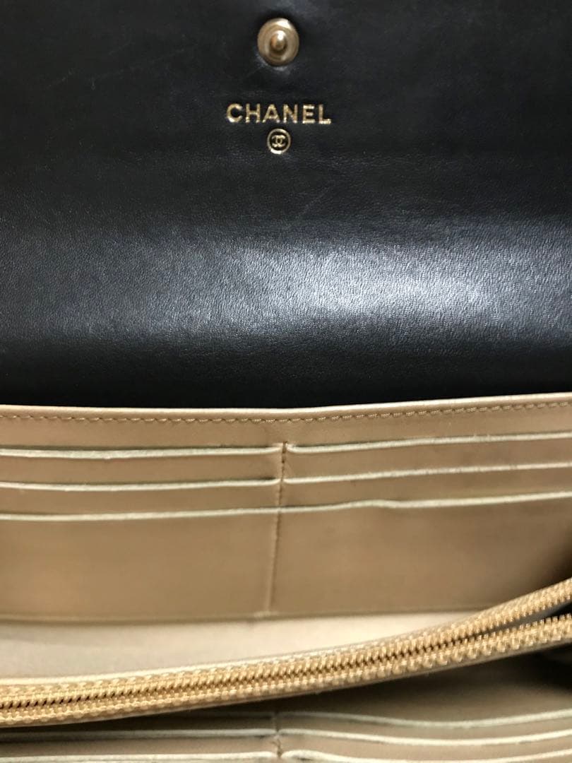 CHANEL カメリアエンボス 長財布