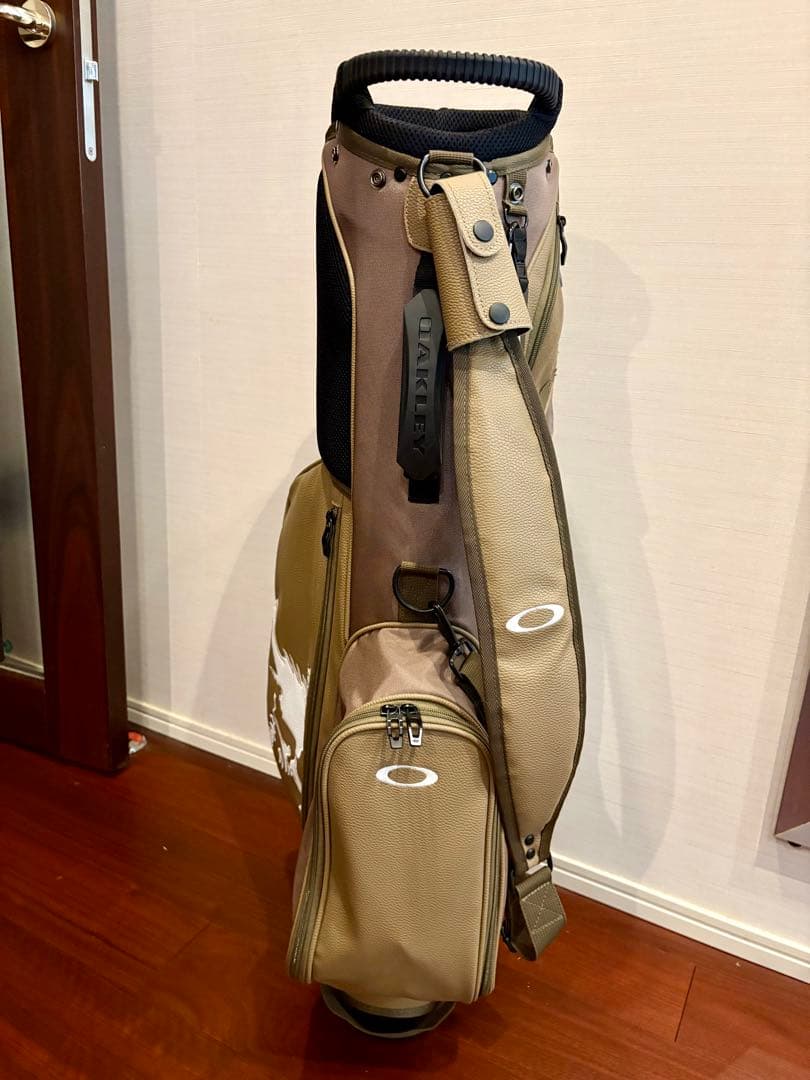 OAKLEYスカル17.0キャディーバッグ