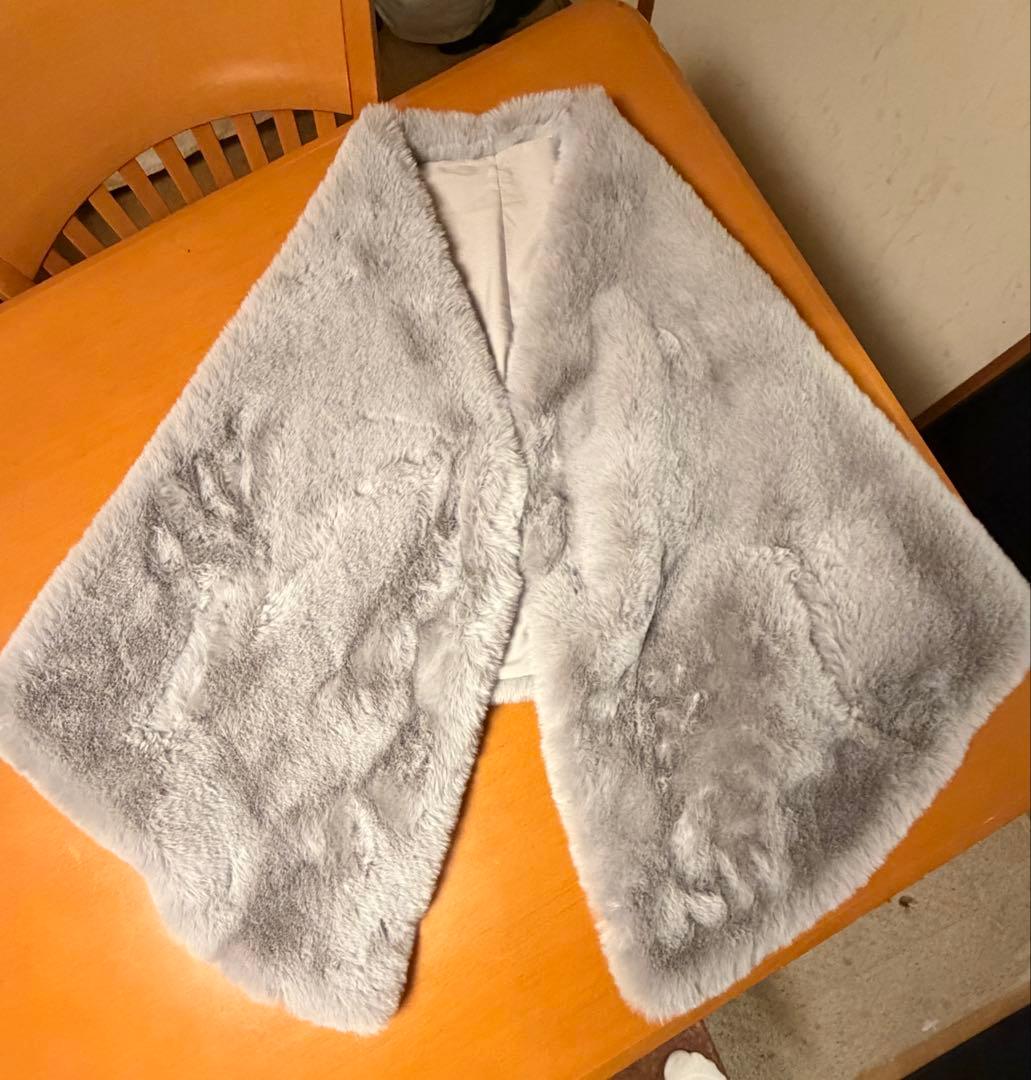 【極美品】Jenneリッチボリュームファーケープ ライトグレー