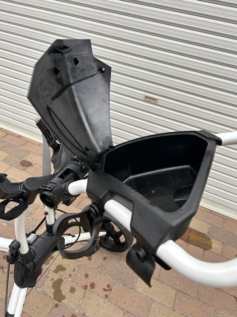 Clicgearゴルフ手引きカート　(折りたたみ式)