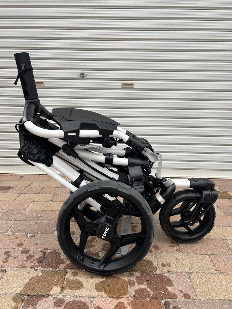 Clicgearゴルフ手引きカート　(折りたたみ式)