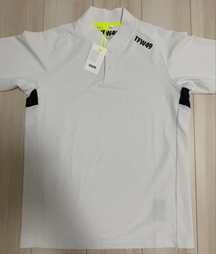 【新品未使用】TFW49 Sサイズ　ポロシャツ