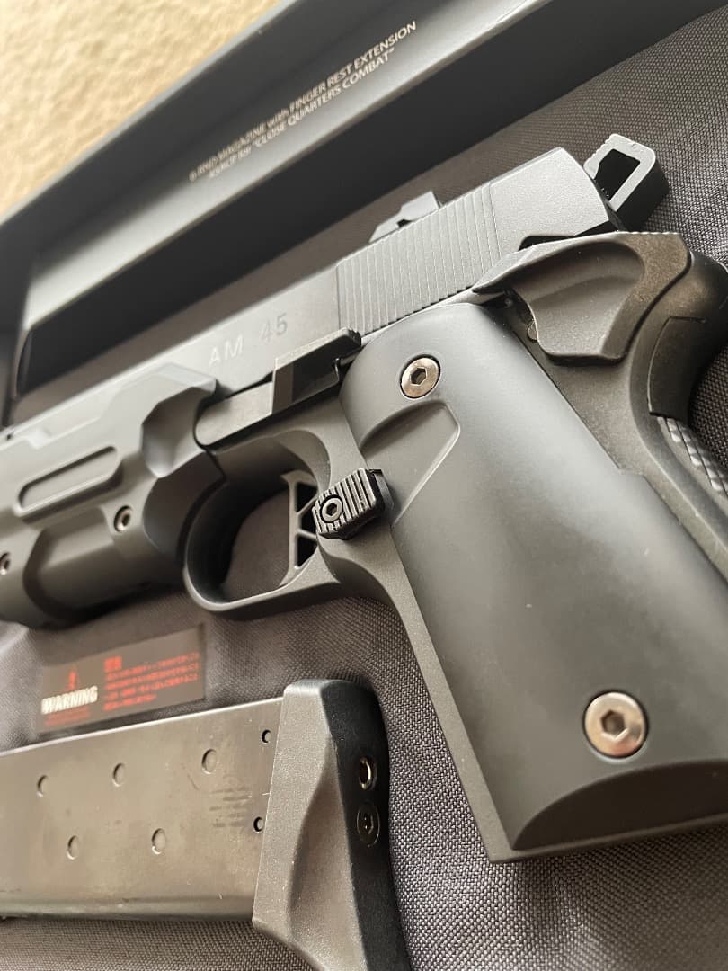 【セール中】東京マルイ AM.45 ガスブローバックガン　GGOコラボモデル