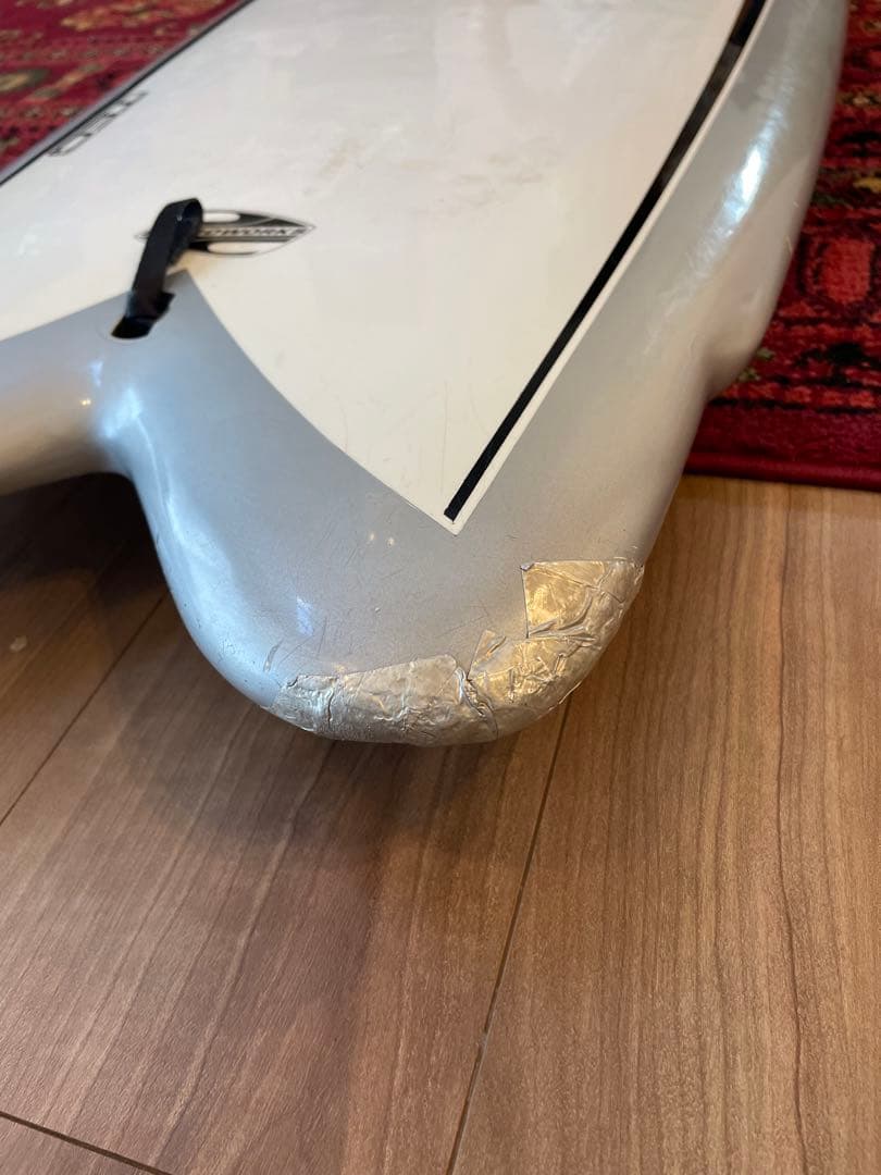 ヒンソンサーフボード　スワロウテイル　フィッシュ　ミッドレングス　ショートボード