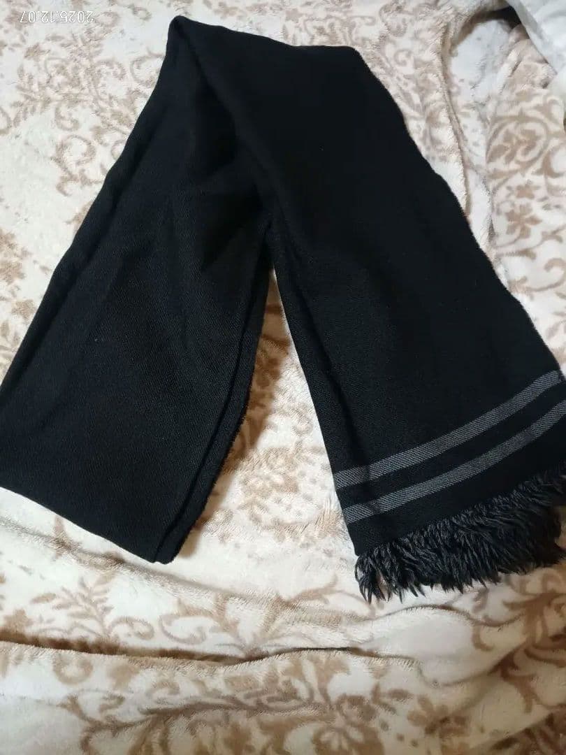 GUCCI　リバーシブルマフラー GGパターンユニセックス　イタリア製