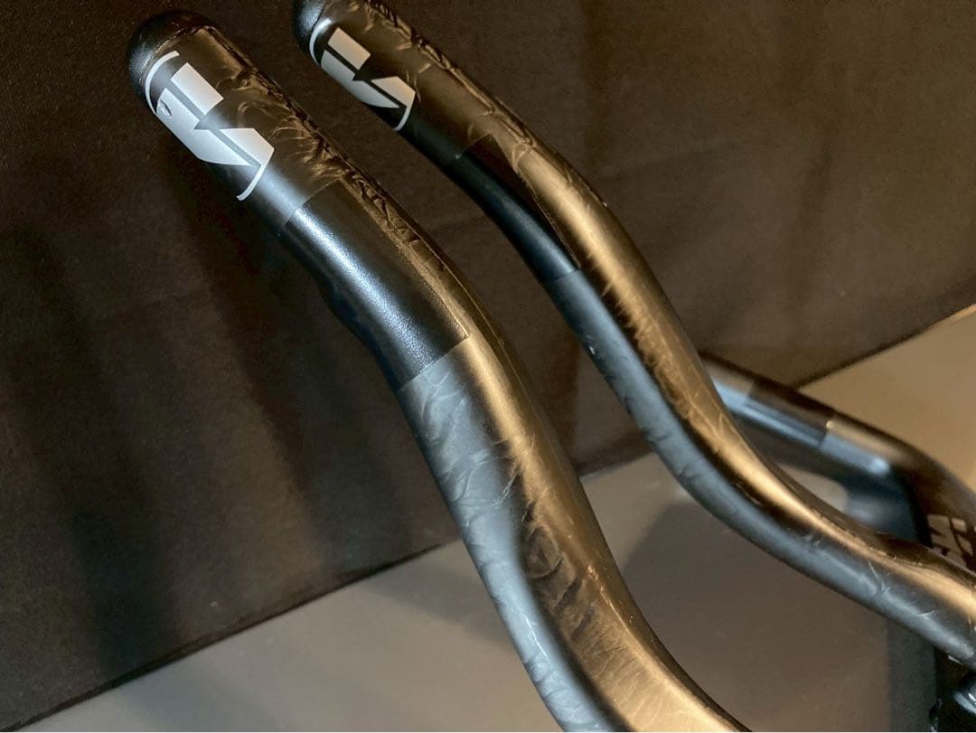 売り切り‼️VISION TRIMAX CARBON THハンドル　+可変ステム