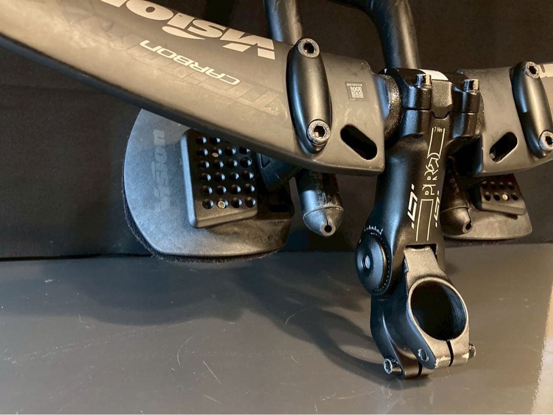 売り切り‼️VISION TRIMAX CARBON THハンドル　+可変ステム