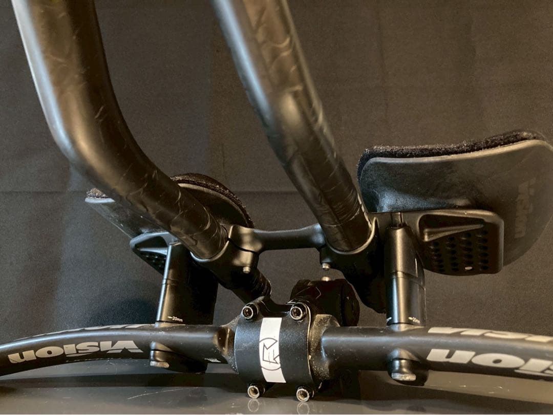 売り切り‼️VISION TRIMAX CARBON THハンドル　+可変ステム