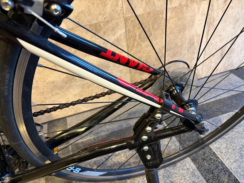 GIANT-FCR-フラットバーロード-手渡しのみでお願いします。