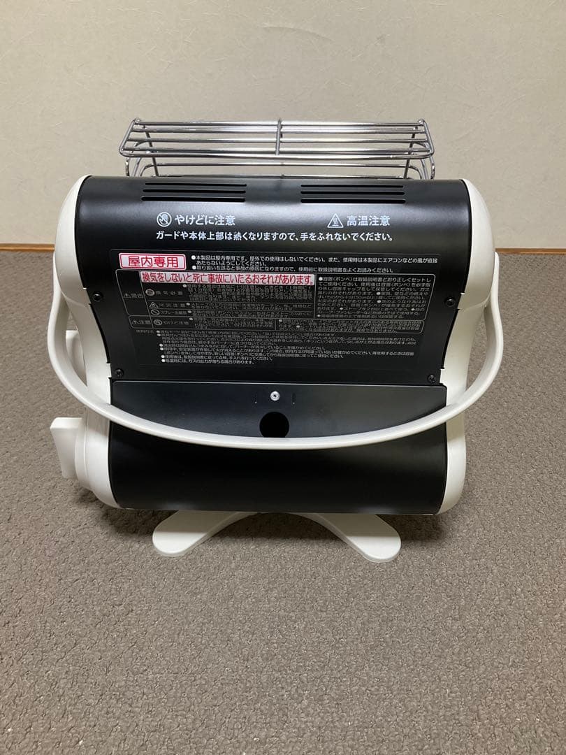 イワタニ　カセットガスストーブ　屋内専用　2021年製