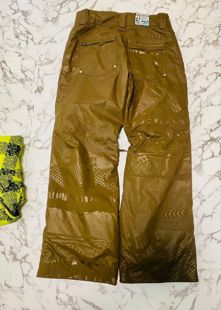 1回のみ使用 スキーウェア スノーボード Lサイズ 大人用