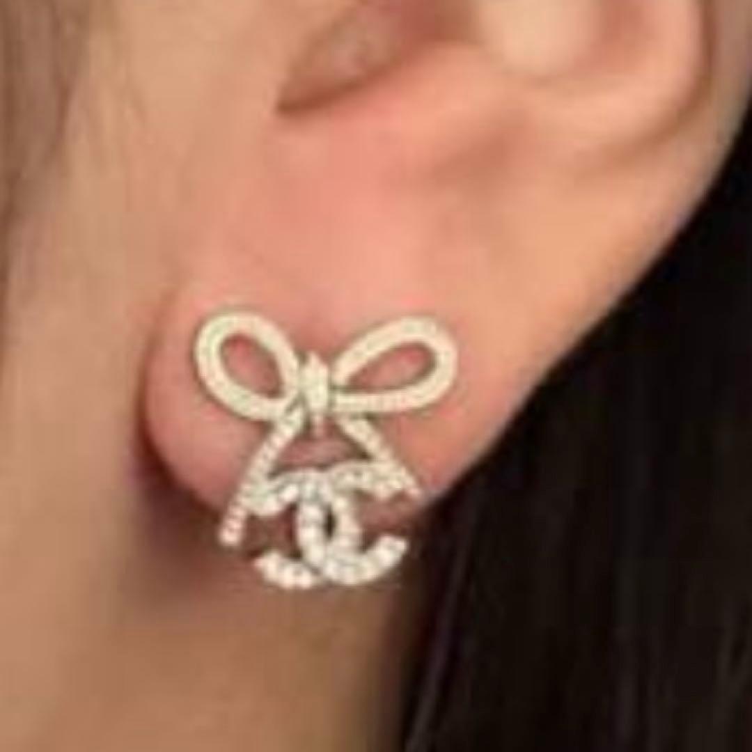 2025夏 CHANEL リボン ピアス 新品 - メルカリ