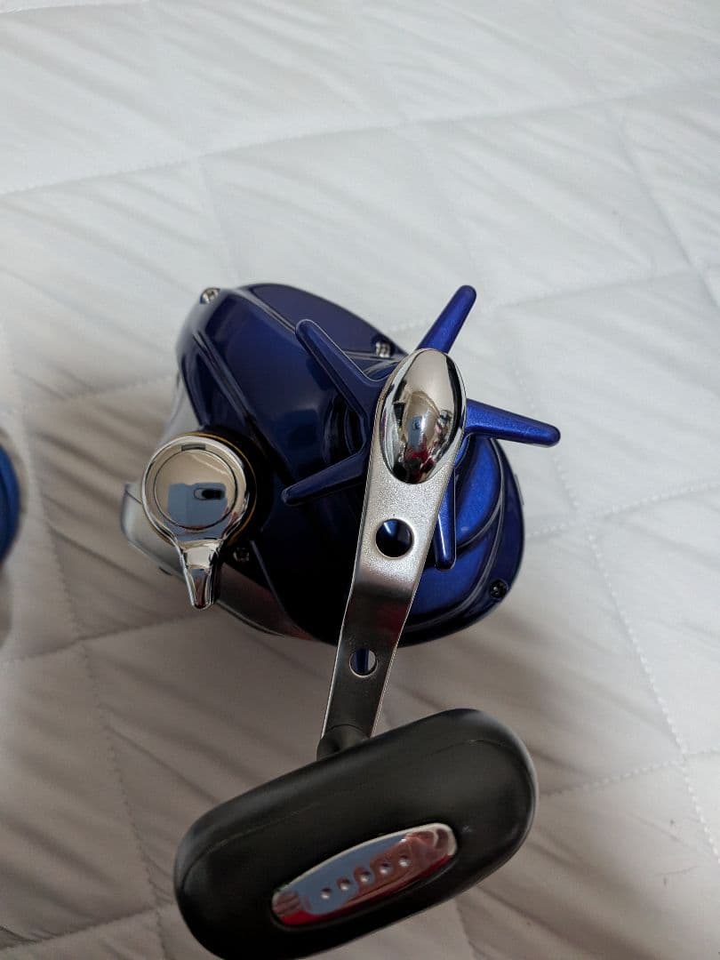 電動リール 600Fe 青色 ハンドル付き