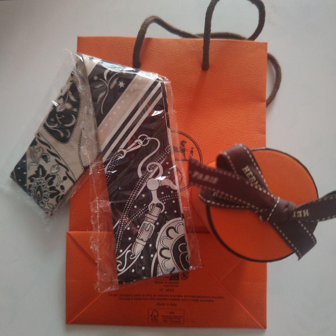 HERMES　ツイリー　アマゾンの祭典