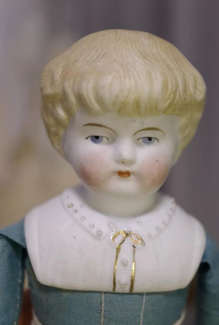 ドイツ　アンティーク　ビスクドール