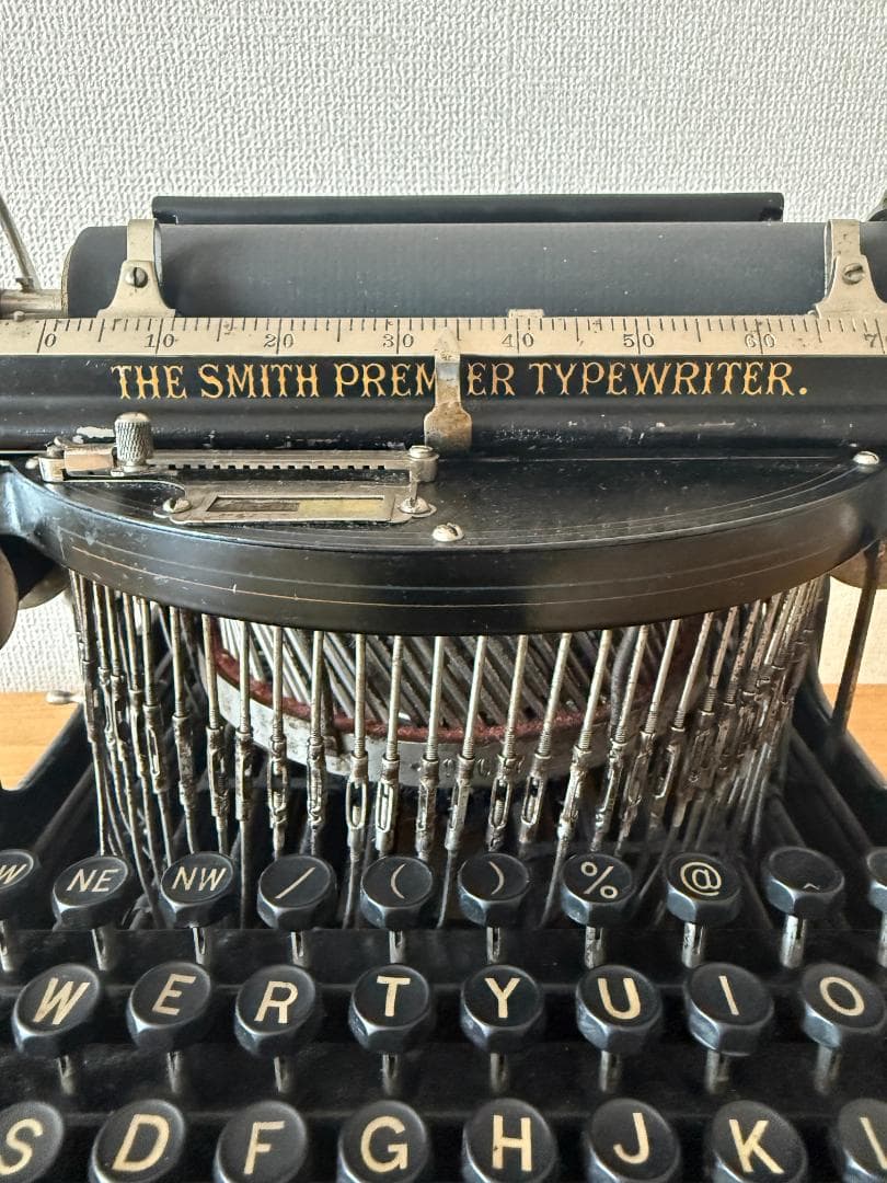 Smith Premier No.4 デスクトップ タイプライター