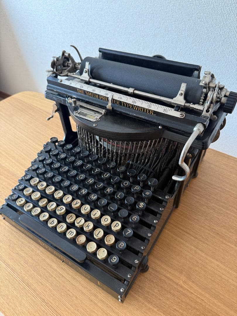 Smith Premier No.4 デスクトップ タイプライター