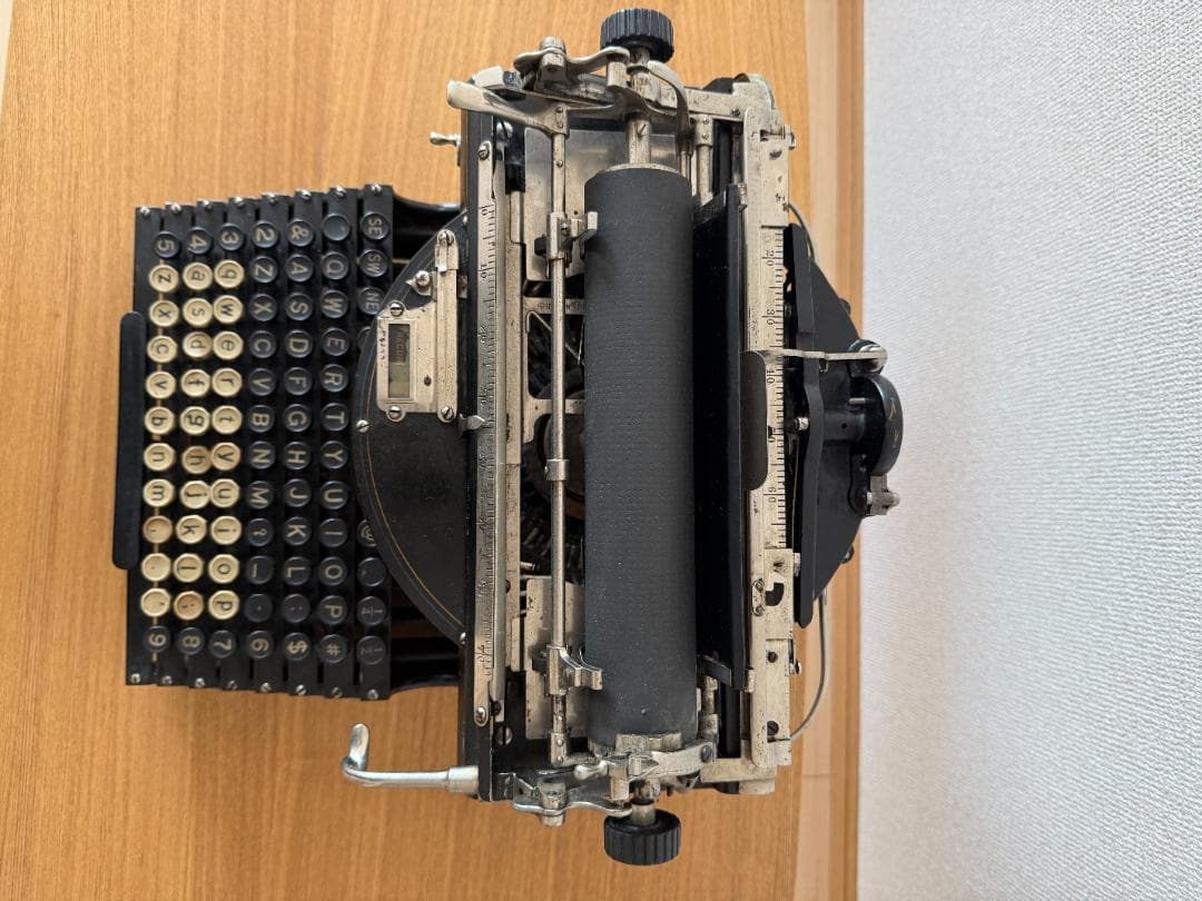 Smith Premier No.4 デスクトップ タイプライター