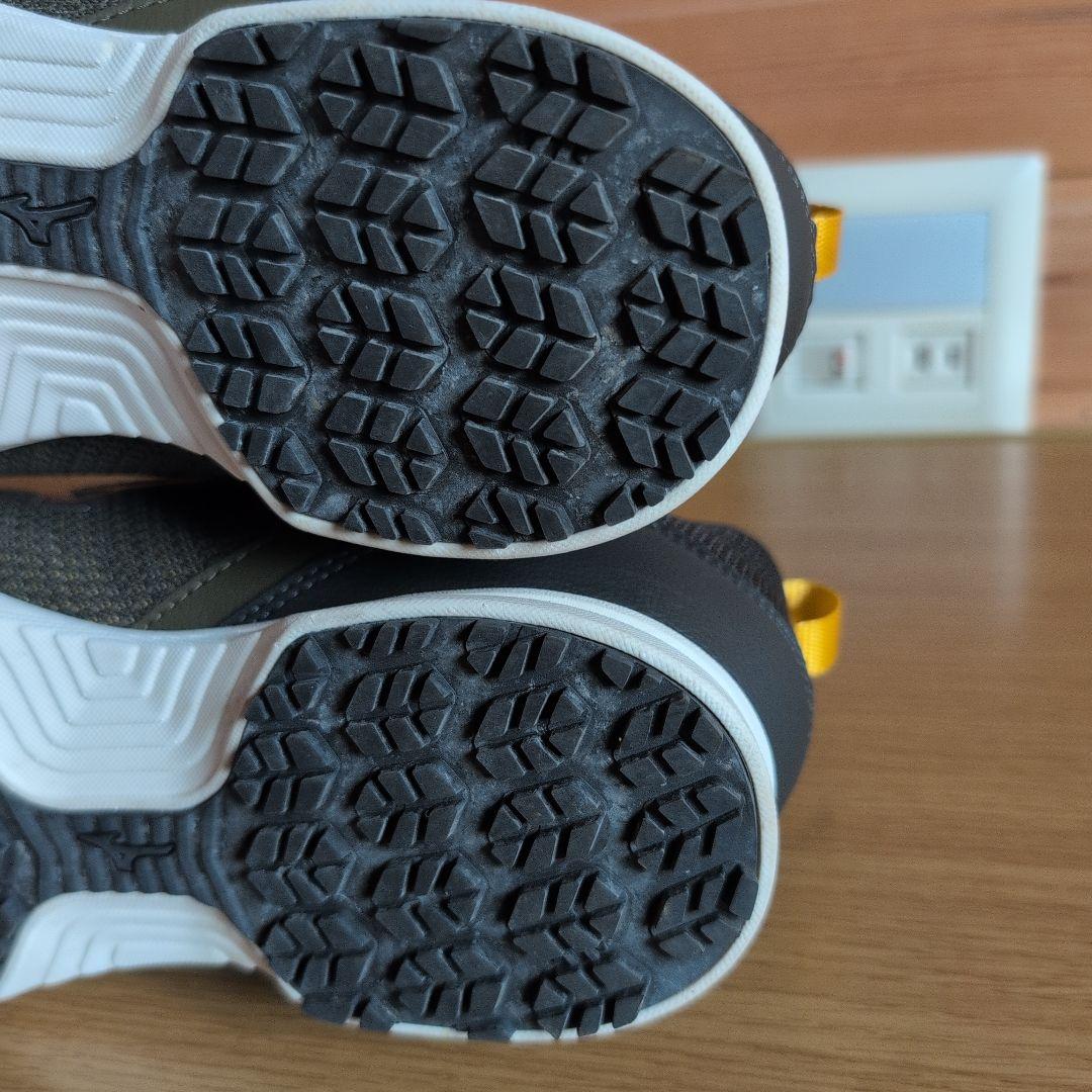 MIZUNO　mizuno　ミズノ　安全靴　カーキ　シルバー　オリーブグリーン