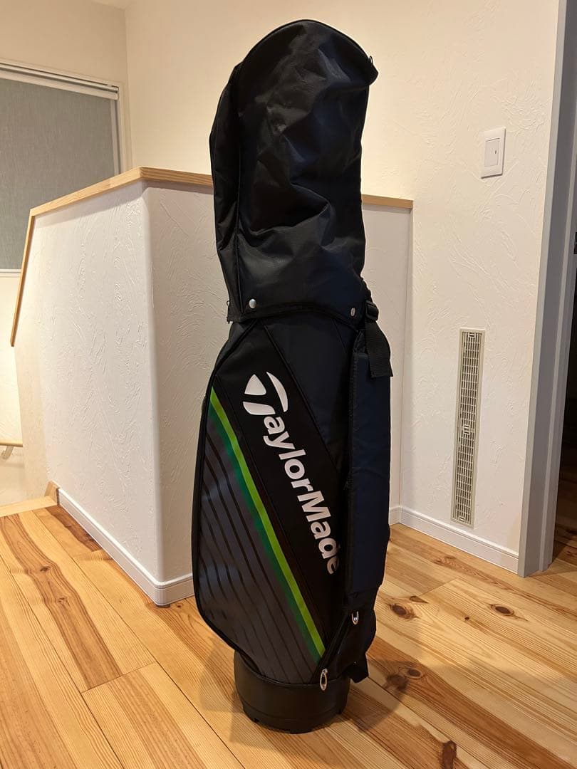 TaylorMade キャディーバック