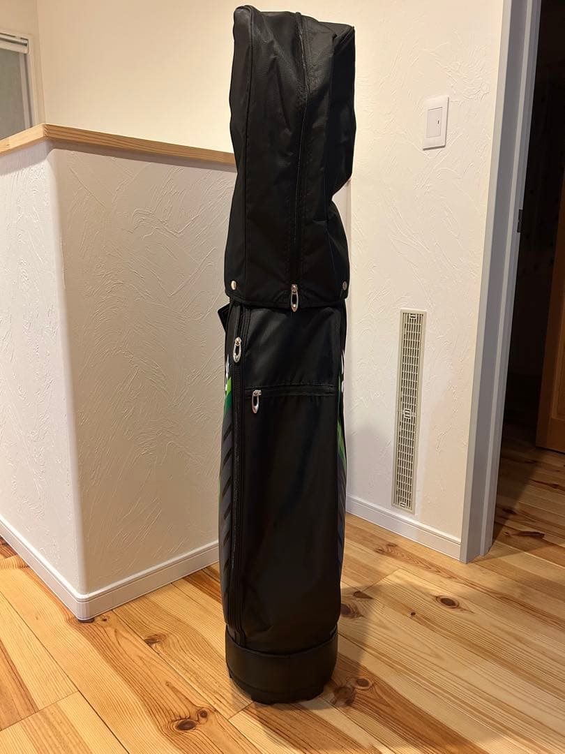 TaylorMade キャディーバック