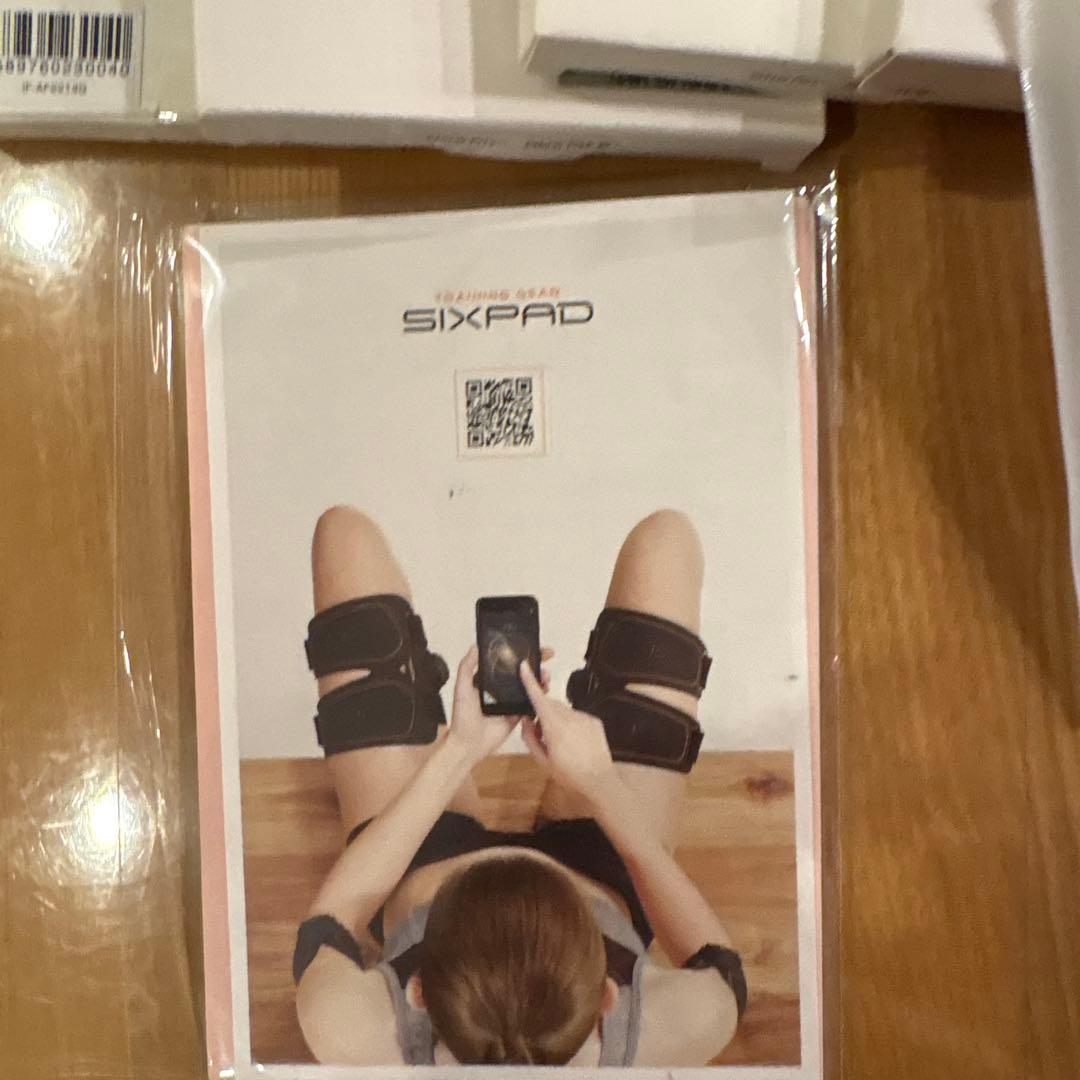 SIXPAD トレーニングマシン ゲルシート　body revolution