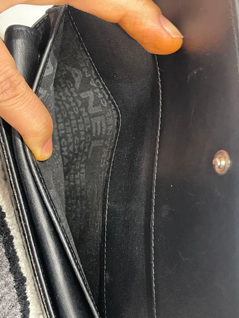 CHANEL 黒レザー 長財布