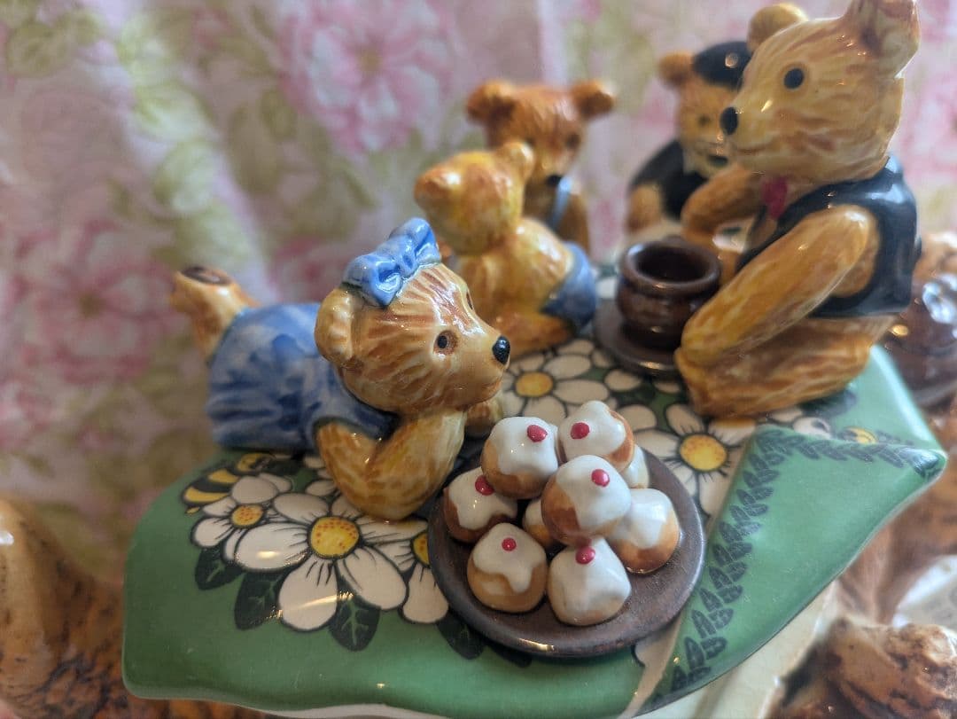 レア　英国ティーポット　ベア