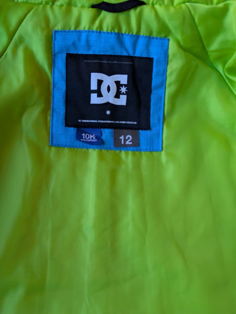 美品　DC SHOES　スノーウェアキッズ　DC 12　150　サイズ調整　上下