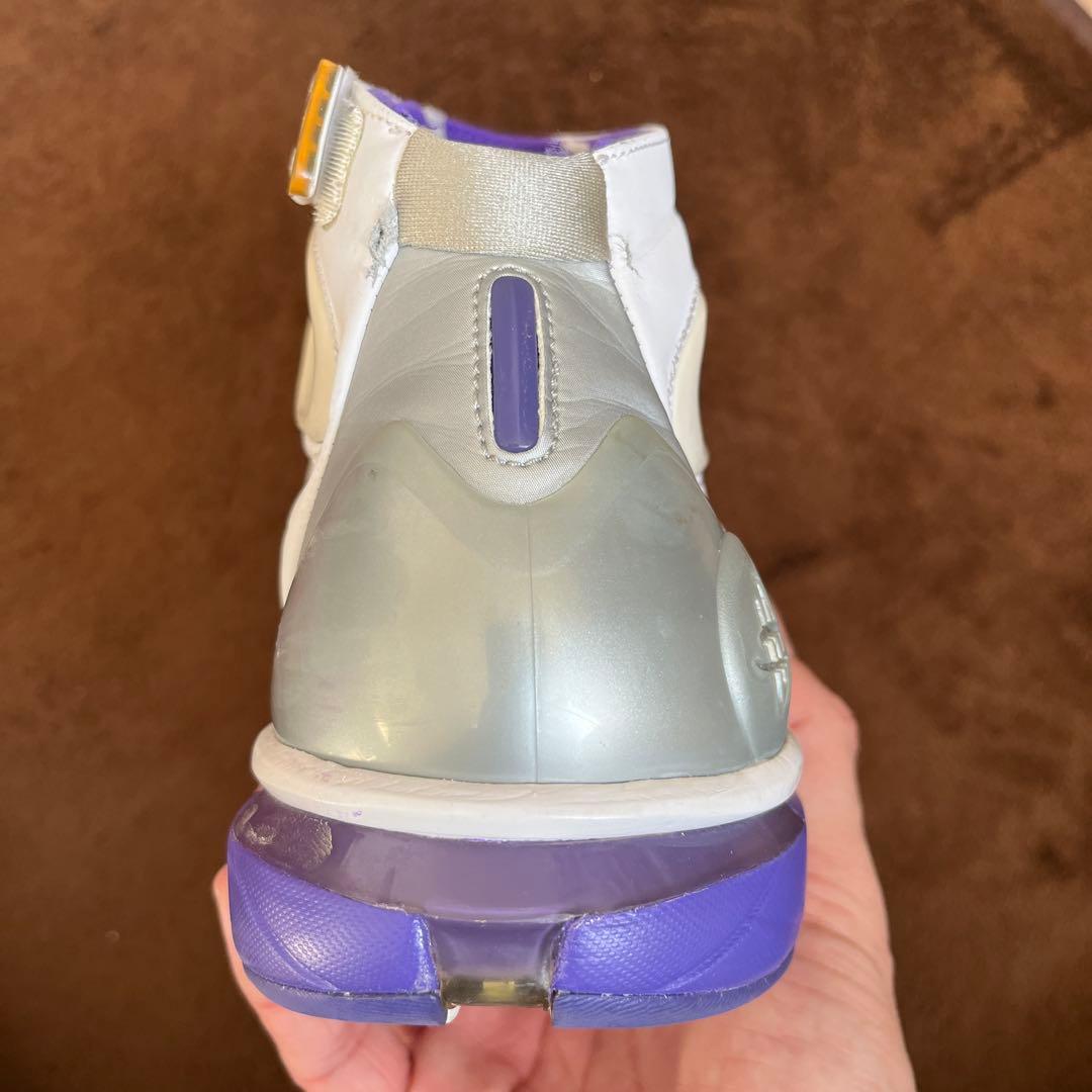 ナイキ　エアズームハラチ2K4 27cm