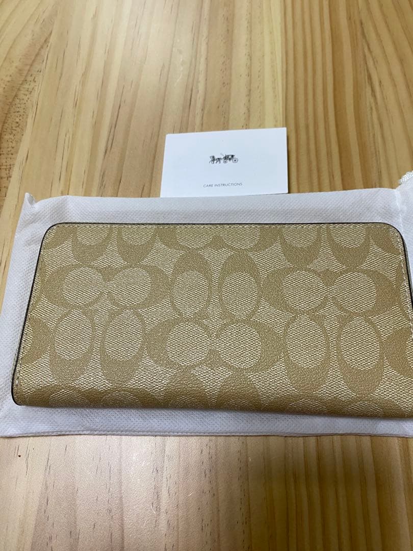 Coach ミニー　財布　限定　ミニーワッペン　アウトレット　長財布　新品