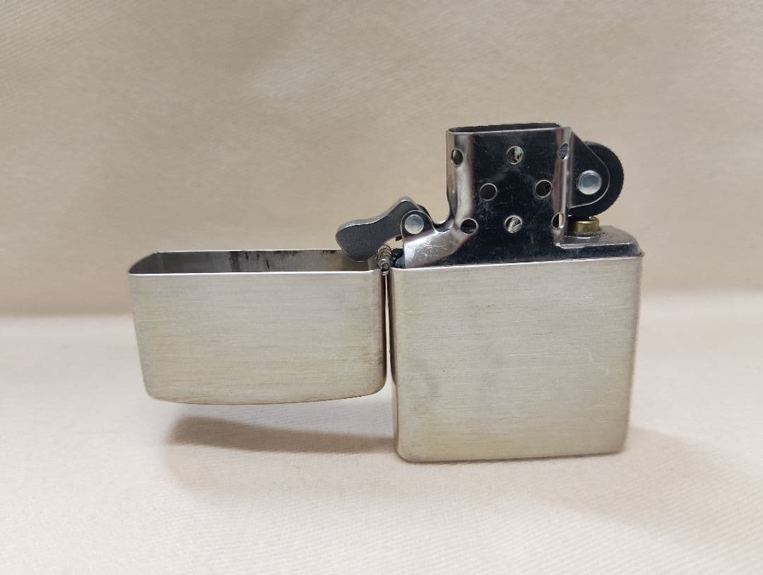 箱付き　2000年製 zippo スターリングシルバー製ジッポ