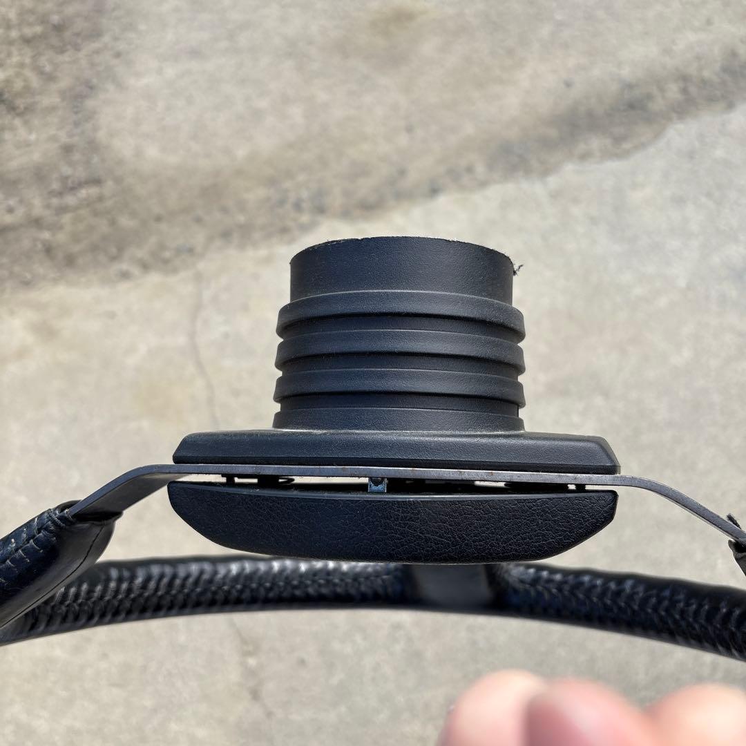 AE86純正ハンドル