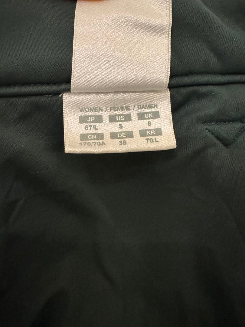 【週末限定！追加セール！！美品】DESCENTE スカート　デサント