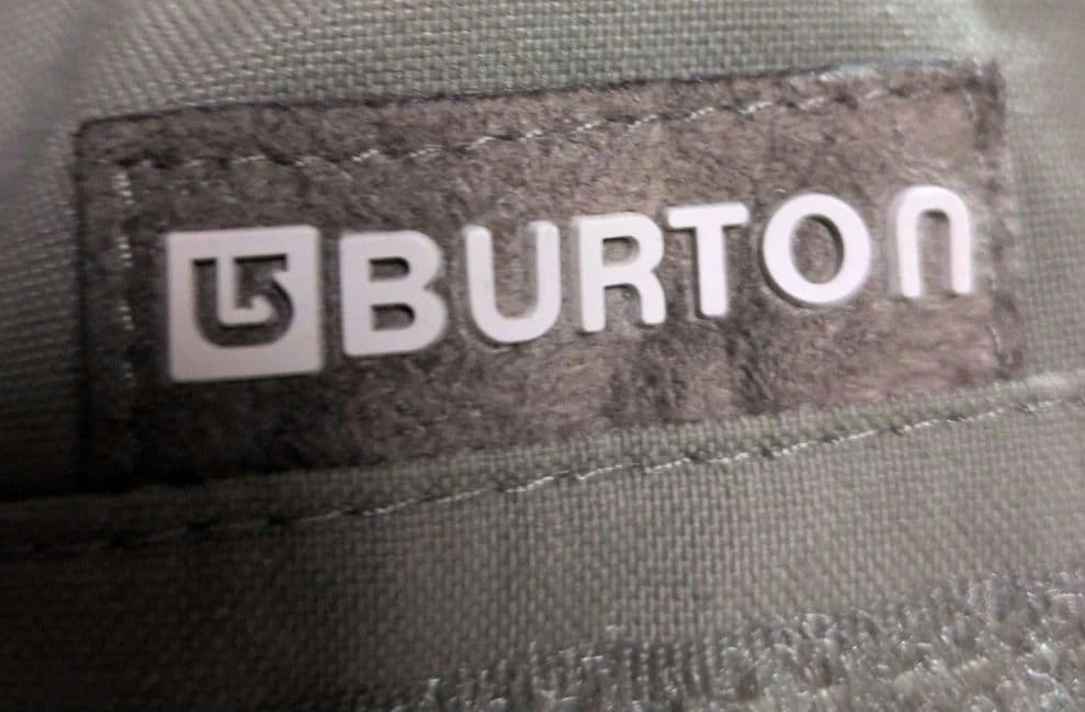 美品 BURTON バートン スノーボードジャケット L カーキ 2トーン
